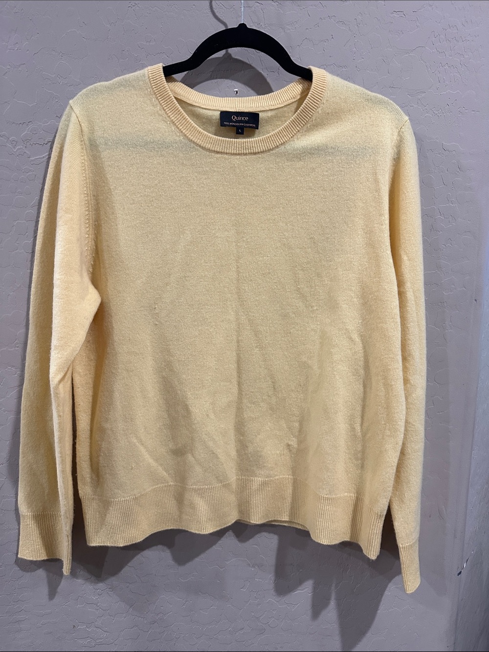 Quince women’s Mongolian cashmere Crewneck Sweater — Light Yellow